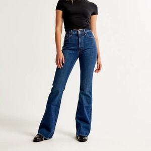 Abercrombie & Fitch Women's High Rise Vintage Flare Denim Jean Size 32/14R Blue